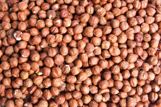 Natural hazelnuts